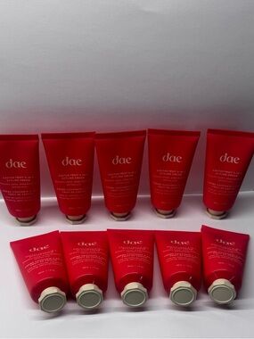 dae Cactus Fruit 3-in-1 Styling Cream — Red